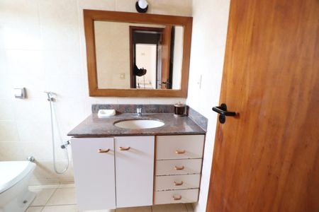 Apartamento para alugar com 170m², 3 quartos e 2 vagasBanheiro do Quarto 3