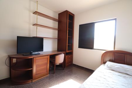 Apartamento para alugar com 170m², 3 quartos e 2 vagasQuarto 1