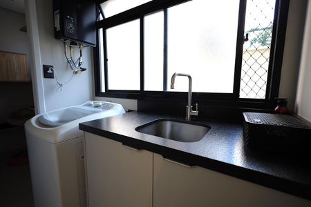 Apartamento à venda com 130m², 4 quartos e 2 vagas Apartamento à venda com 130m², 4 quartos e 2 vagasÁrea de Serviço