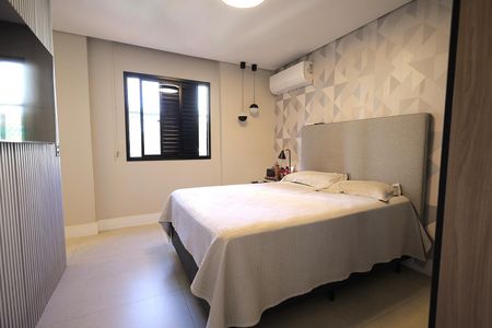 Apartamento à venda com 130m², 4 quartos e 2 vagas Apartamento à venda com 130m², 4 quartos e 2 vagasQuarto Suíte