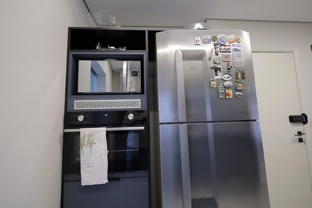 Apartamento à venda com 130m², 4 quartos e 2 vagas Apartamento à venda com 130m², 4 quartos e 2 vagasCozinha