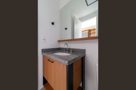 Studio para alugar com 24m², 0 quarto e sem vaga Studio para alugar com 24m², 0 quarto e sem vagaBanheiro