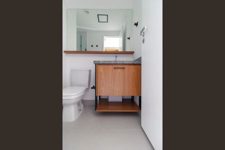 Studio para alugar com 24m², 0 quarto e sem vaga Studio para alugar com 24m², 0 quarto e sem vagaBanheiro Social