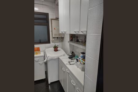 Apartamento à venda com 115m², 3 quartos e 2 vagas Apartamento à venda com 115m², 3 quartos e 2 vagasCOZINHA