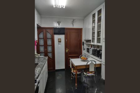 Apartamento à venda com 115m², 3 quartos e 2 vagas Apartamento à venda com 115m², 3 quartos e 2 vagasCOZINHA