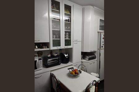 Apartamento à venda com 115m², 3 quartos e 2 vagas Apartamento à venda com 115m², 3 quartos e 2 vagasCOZINHA