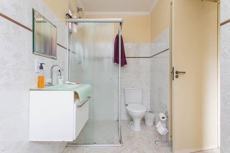 Casa à venda com 152m², 3 quartos e 3 vagasBanheiro