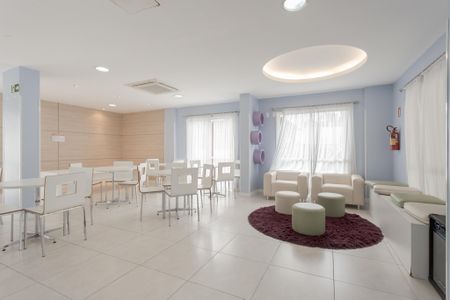 Apartamento à venda com 82m², 2 quartos e 1 vagaÁrea comum - Salão de festas