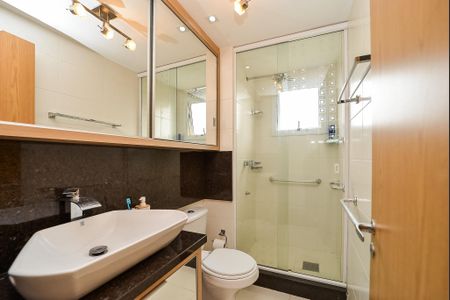 Apartamento à venda com 82m², 2 quartos e 1 vagaBanheiro Suíte