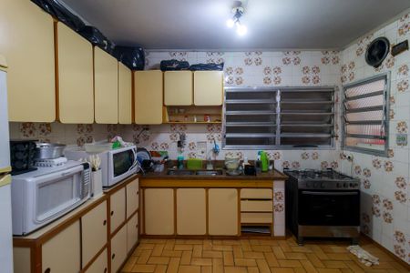 Casa à venda com 130m², 3 quartos e sem vaga Casa à venda com 130m², 3 quartos e sem vagaCozinha