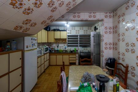 Casa à venda com 130m², 3 quartos e sem vaga Casa à venda com 130m², 3 quartos e sem vagaCozinha