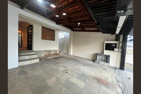 Casa à venda com 289m², 6 quartos e 2 vagasGaragem