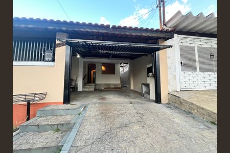 Casa à venda com 289m², 6 quartos e 2 vagasFachada