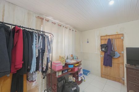 Casa à venda com 495m², 2 quartos e 5 vagas Casa à venda com 495m², 2 quartos e 5 vagasQuarto