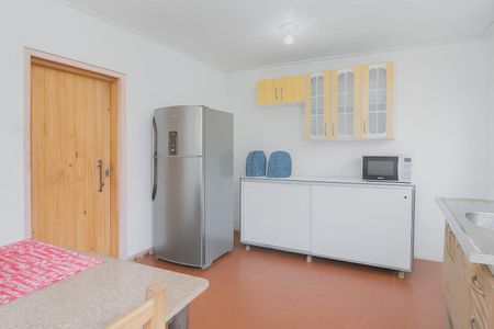 Casa à venda com 495m², 2 quartos e 5 vagas Casa à venda com 495m², 2 quartos e 5 vagasCozinha