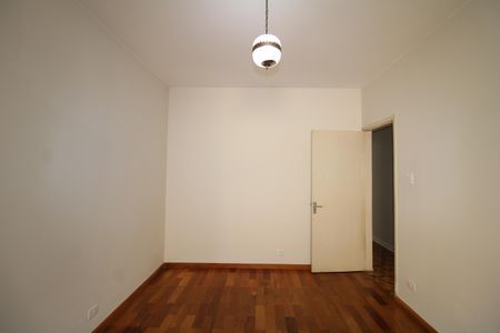 Casa à venda com 210m², 3 quartos e 4 vagasQuarto 3