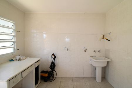 Casa à venda com 210m², 3 quartos e 4 vagasEdícula