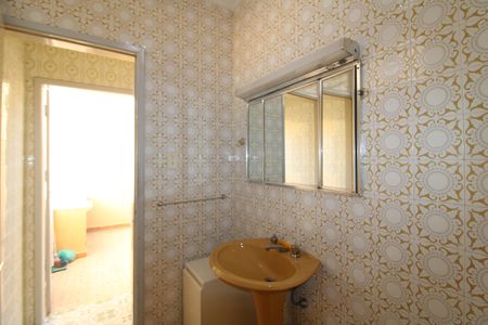 Casa à venda com 210m², 3 quartos e 4 vagasBanheiro