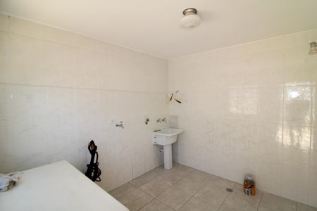 Casa à venda com 210m², 3 quartos e 4 vagasEdícula