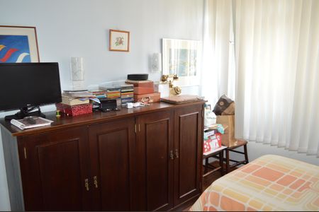 Apartamento à venda com 91m², 3 quartos e 1 vagaQuarto 2