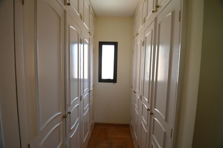 Apartamento para alugar com 221m², 5 quartos e 2 vagasCloset da suíte 4