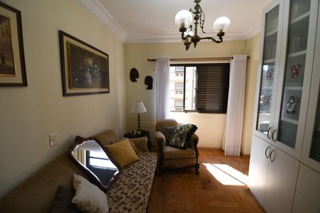 Apartamento para alugar com 221m², 5 quartos e 2 vagasSuíte 1