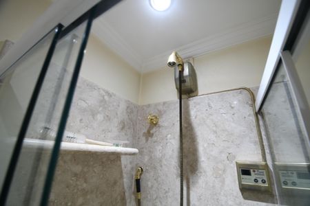 Apartamento para alugar com 221m², 5 quartos e 2 vagasBanheiro da Suíte 2