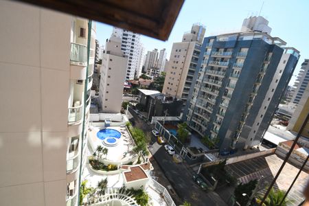 Apartamento para alugar com 221m², 5 quartos e 2 vagasVista do Quarto de Serviço 