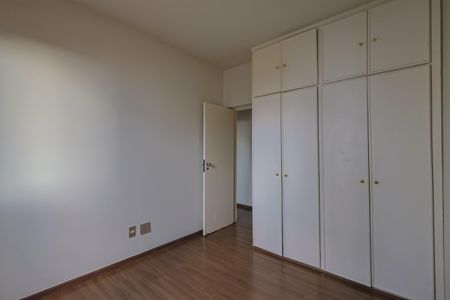 Apartamento à venda com 102m², 3 quartos e 2 vagasQuarto 1