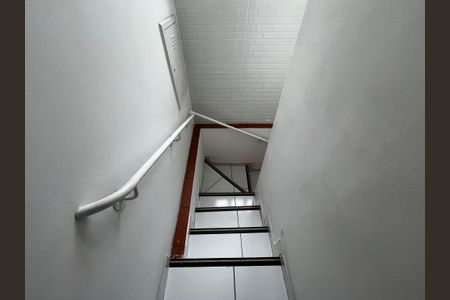 Casa à venda com 104m², 3 quartos e 2 vagasCorredor