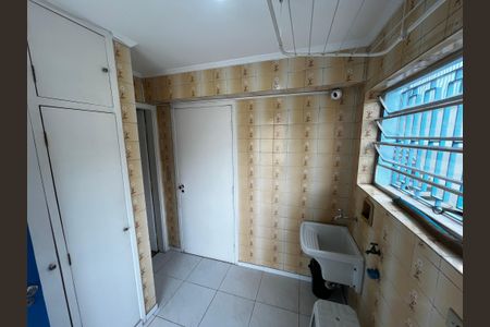 Casa à venda com 104m², 3 quartos e 2 vagasÁrea de Serviço