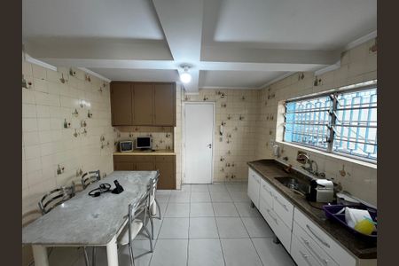 Casa à venda com 104m², 3 quartos e 2 vagasCozinha