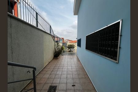Casa à venda com 104m², 3 quartos e 2 vagasQuintal