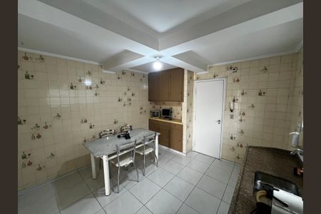 Casa à venda com 104m², 3 quartos e 2 vagasCozinha