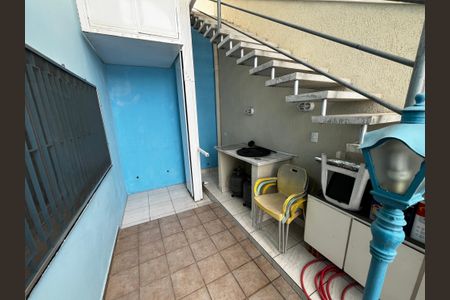 Casa à venda com 104m², 3 quartos e 2 vagasQuintal