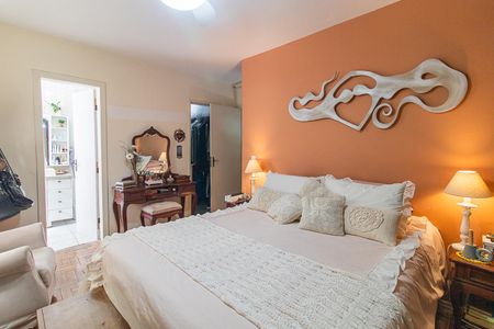 Apartamento à venda com 127m², 3 quartos e sem vagaSuíte