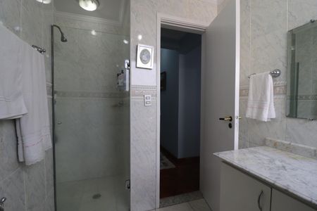 Apartamento à venda com 160m², 3 quartos e 2 vagasBanheiro da Suíte