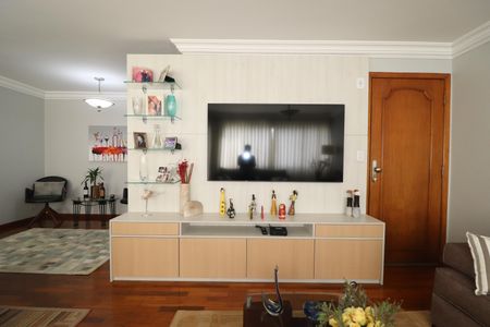 Apartamento à venda com 160m², 3 quartos e 2 vagasSala