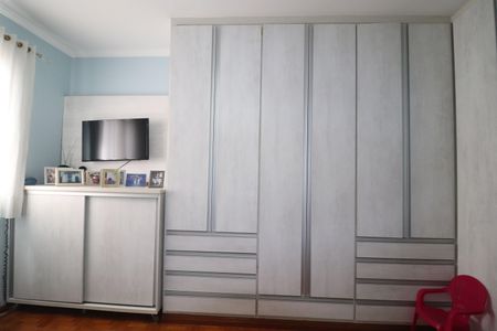 Apartamento à venda com 160m², 3 quartos e 2 vagasQuarto 2