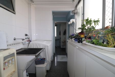 Apartamento à venda com 160m², 3 quartos e 2 vagasÁrea de Serviço