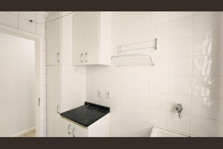 Apartamento à venda com 75m², 2 quartos e 2 vagas Apartamento à venda com 75m², 2 quartos e 2 vagasÁrea de Serviço
