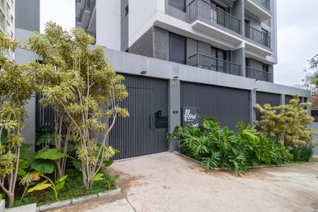 Apartamento à venda com 27m², 1 quarto e sem vaga Apartamento à venda com 27m², 1 quarto e sem vagaFachada e portaria