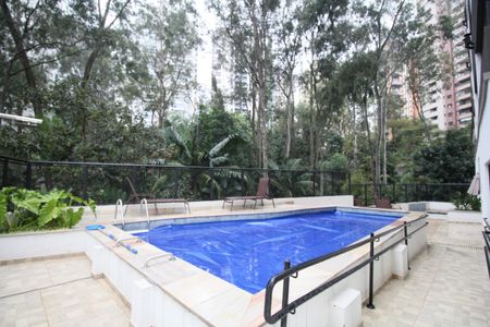Apartamento à venda com 48m², 2 quartos e 1 vaga Apartamento à venda com 48m², 2 quartos e 1 vagaÁrea comum - Piscina
