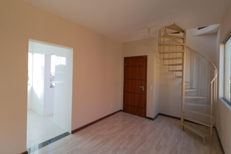 Apartamento para alugar com 95m², 2 quartos e 2 vagas Apartamento para alugar com 95m², 2 quartos e 2 vagasSala