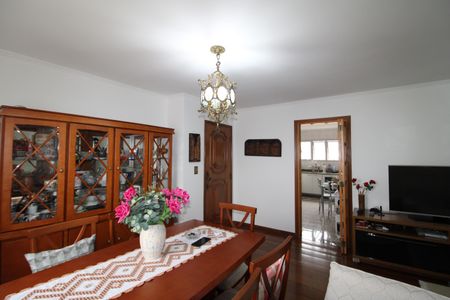 Apartamento à venda com 100m², 3 quartos e 2 vagasSala