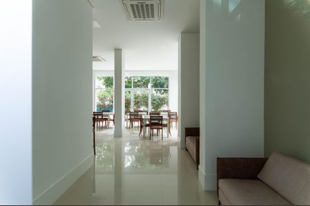 Apartamento para alugar com 80m², 2 quartos e 2 vagas Apartamento para alugar com 80m², 2 quartos e 2 vagasÁrea Comum - Salão de Festas