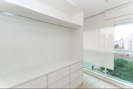 Apartamento para alugar com 80m², 2 quartos e 2 vagas Apartamento para alugar com 80m², 2 quartos e 2 vagasCloset  Suíte 1