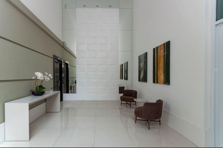 Apartamento para alugar com 80m², 2 quartos e 2 vagas Apartamento para alugar com 80m², 2 quartos e 2 vagasÁrea Comum - Hall Social