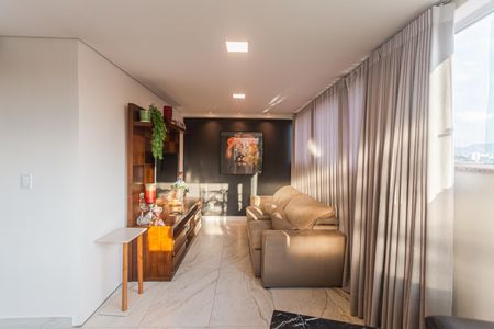 Apartamento à venda com 165m², 3 quartos e 3 vagas Apartamento à venda com 165m², 3 quartos e 3 vagasSala 1