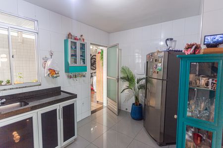 Apartamento à venda com 165m², 3 quartos e 3 vagas Apartamento à venda com 165m², 3 quartos e 3 vagasCozinha